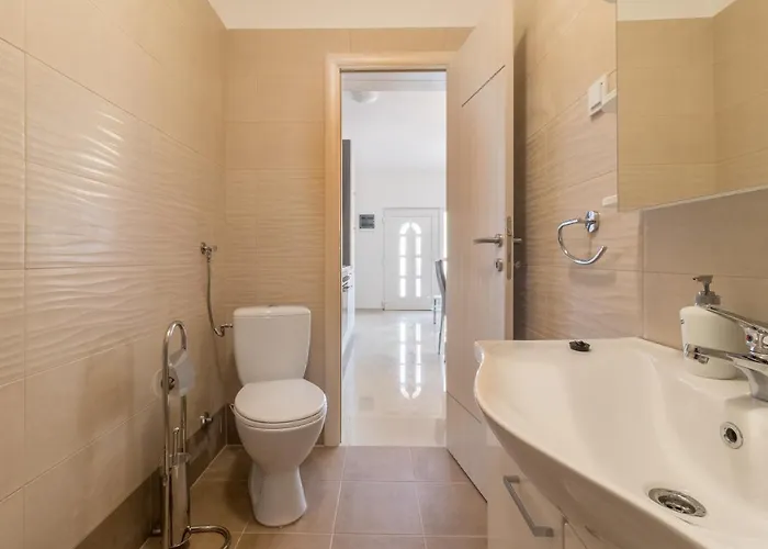 Apartman Car Póla