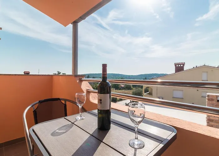 Apartman Car Póla