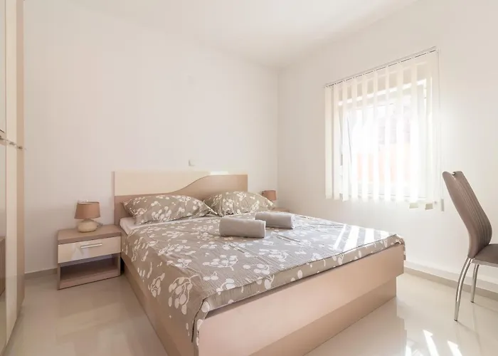 Car Apartman Póla