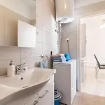 Car Apartment Pula