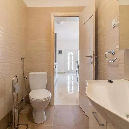 Apartment Car Pula